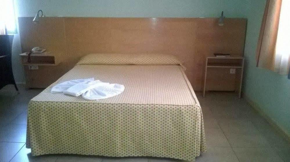 Hotel Roterdao Praia Zewnętrze zdjęcie